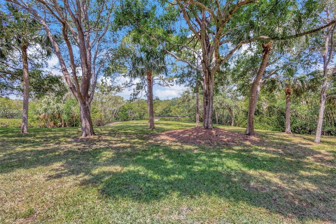For Rent: $3,200 (3 beds, 2 baths, 1564 Square Feet)