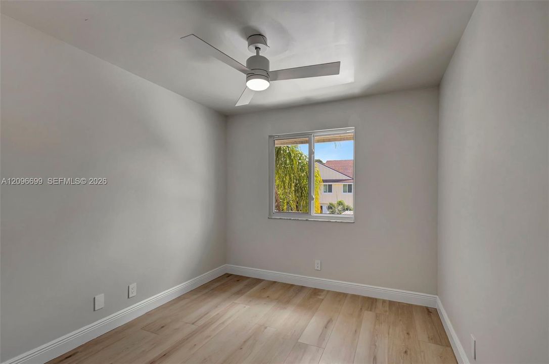 For Rent: $3,200 (3 beds, 2 baths, 1564 Square Feet)