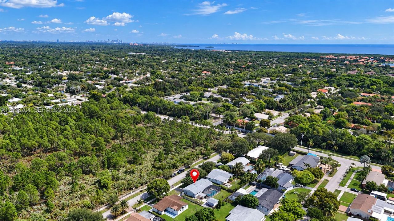 For Sale: $689,000 (3 beds, 2 baths, 1218 Square Feet)