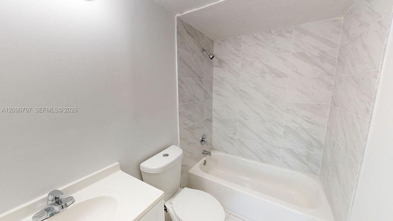 For Sale: $690,000 (4 beds, 2 baths, 1902 Square Feet)