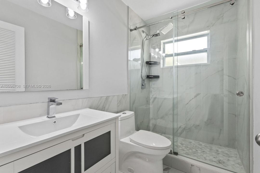 For Rent: $2,500 (2 beds, 1 baths, 2065 Square Feet)