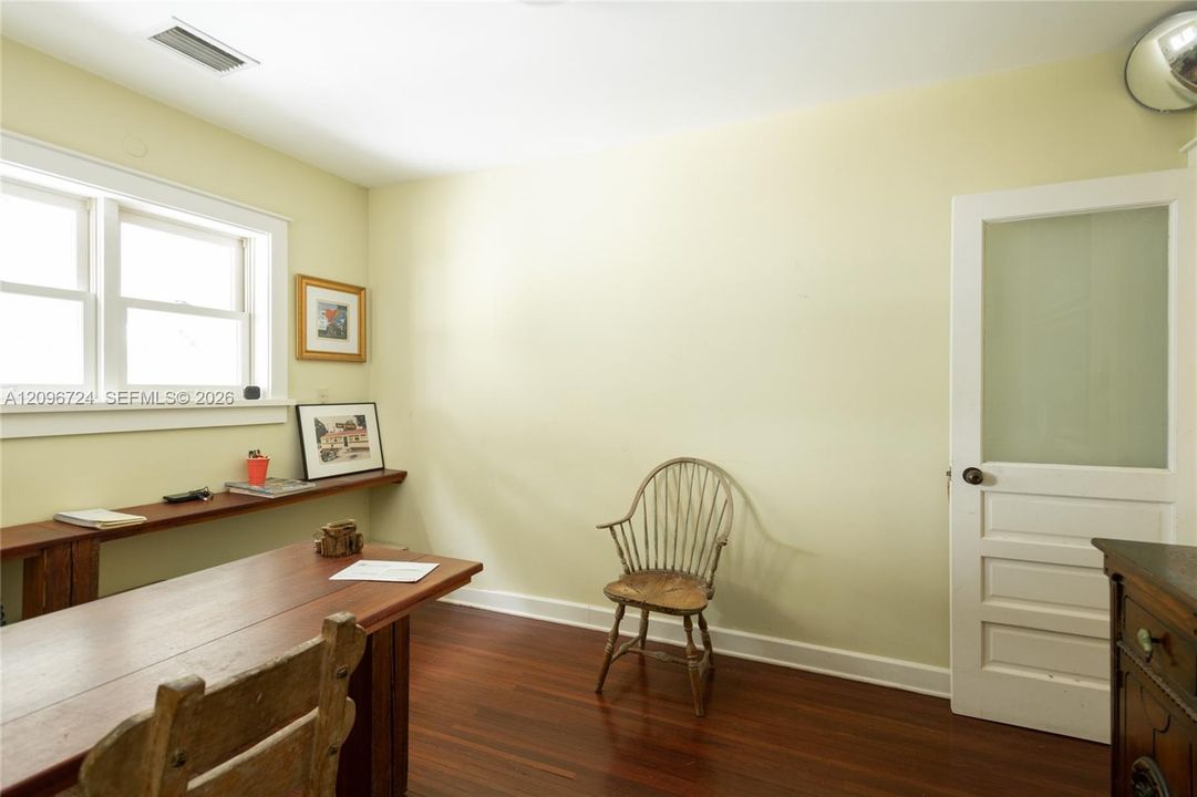 For Sale: $3,400,000 (4 beds, 3 baths, 2789 Square Feet)