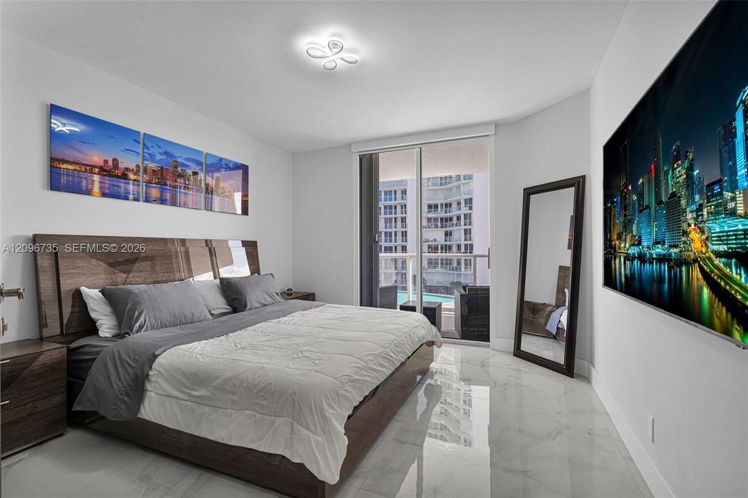 En Venta: $1,198,000 (3 camas, 2 baños, 1760 Pies cuadrados)