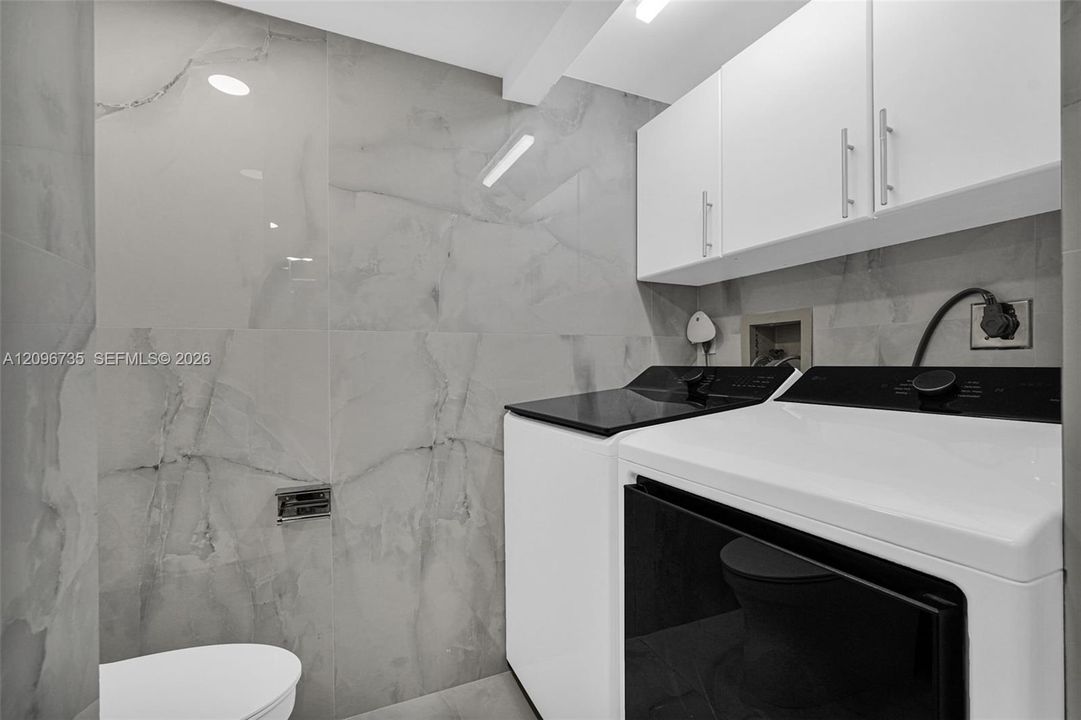 En Venta: $1,198,000 (3 camas, 2 baños, 1760 Pies cuadrados)