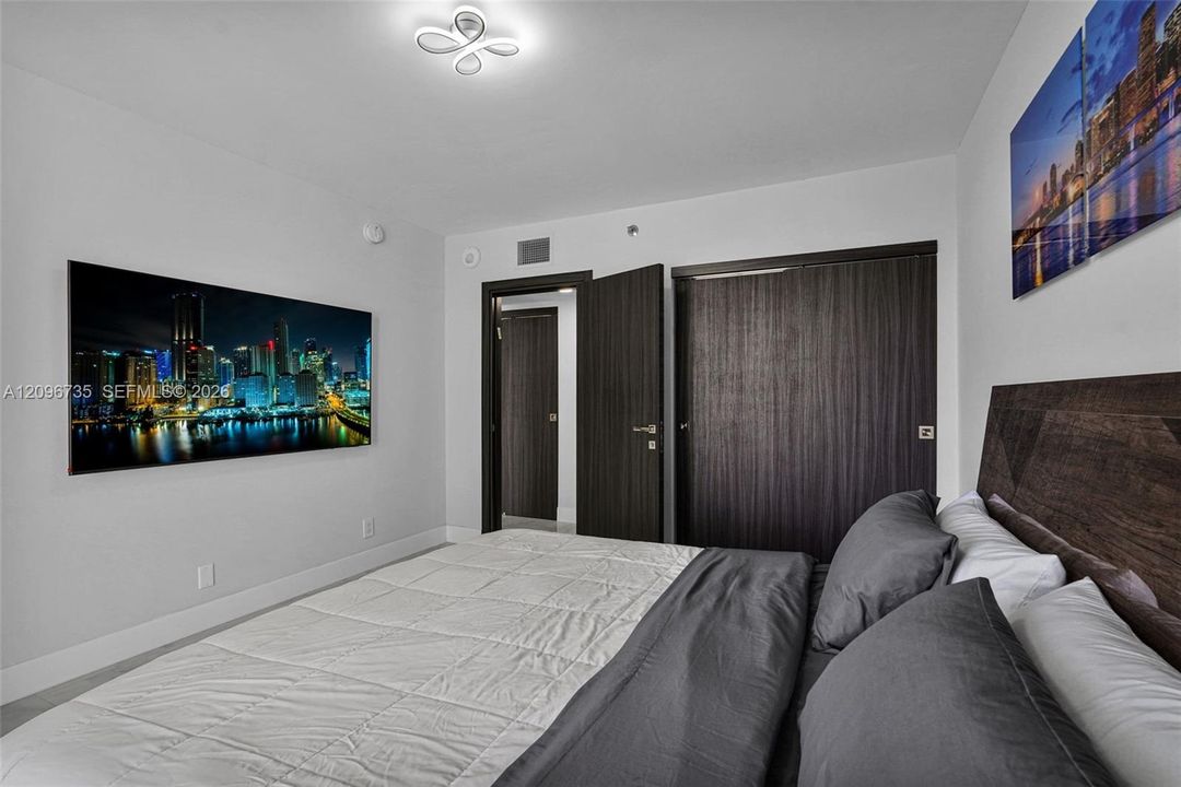 En Venta: $1,198,000 (3 camas, 2 baños, 1760 Pies cuadrados)