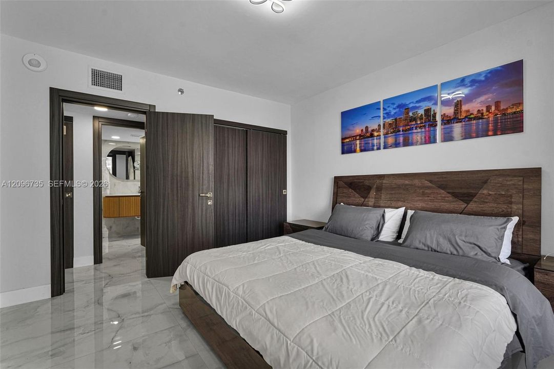 En Venta: $1,198,000 (3 camas, 2 baños, 1760 Pies cuadrados)