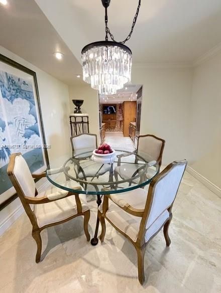 For Sale: $1,225,000 (2 beds, 2 baths, 1409 Square Feet)