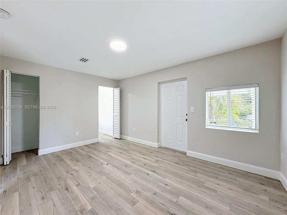 En Venta: $1,025,000 (3 camas, 3 baños, 1842 Pies cuadrados)
