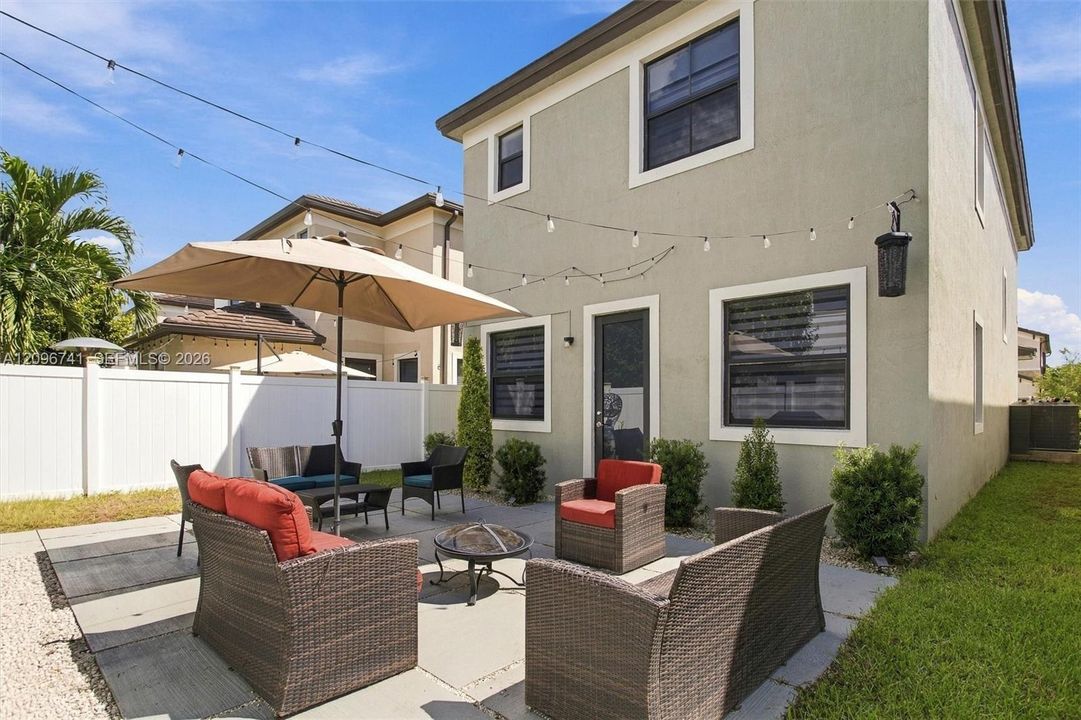 For Sale: $690,000 (4 beds, 3 baths, 2174 Square Feet)