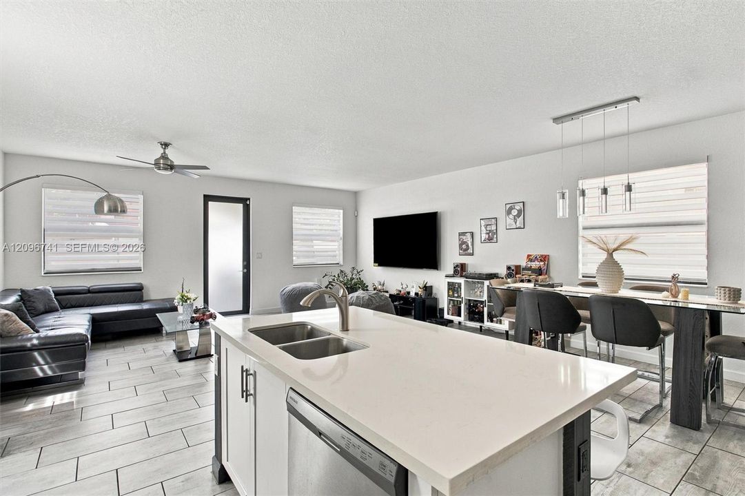 For Sale: $690,000 (4 beds, 3 baths, 2174 Square Feet)