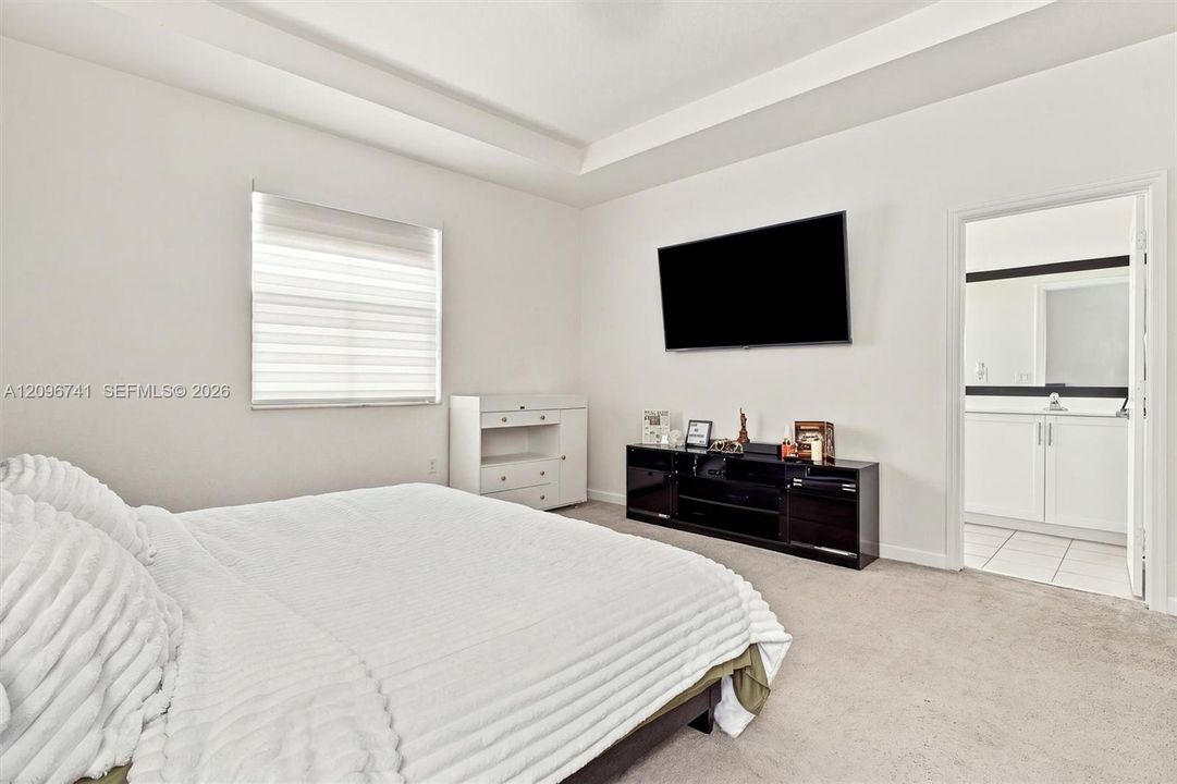 For Sale: $690,000 (4 beds, 3 baths, 2174 Square Feet)