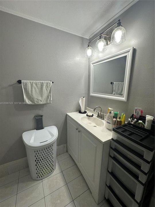 En Venta: $228,000 (2 camas, 2 baños, 960 Pies cuadrados)
