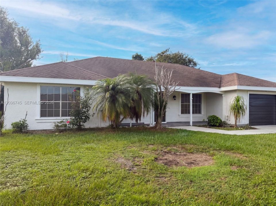 For Sale: $290,000 (3 beds, 2 baths, 1476 Square Feet)