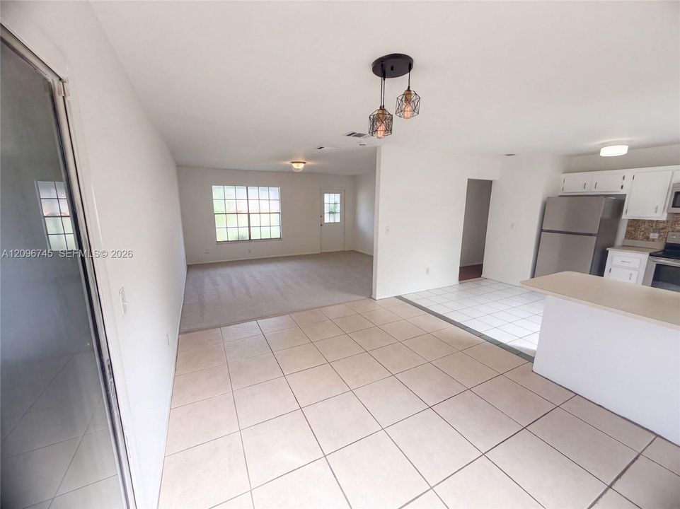 For Sale: $290,000 (3 beds, 2 baths, 1476 Square Feet)