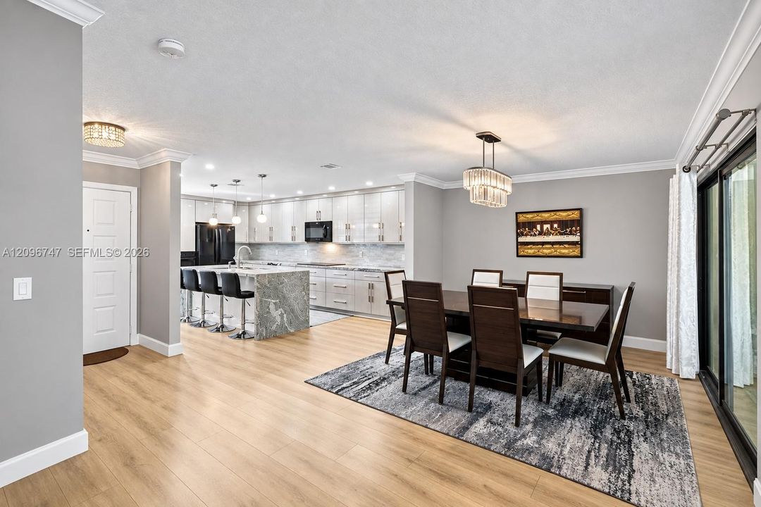 For Sale: $585,000 (3 beds, 3 baths, 2183 Square Feet)