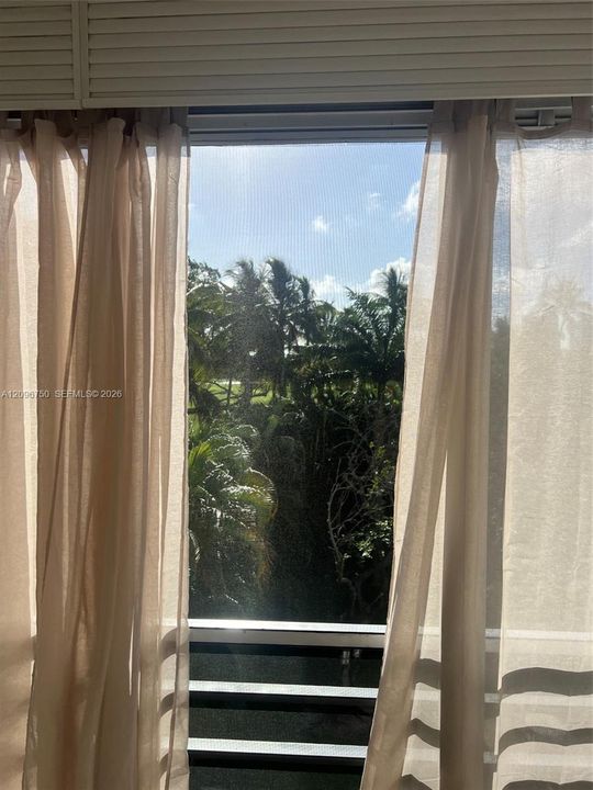 For Rent: $1,650 (1 beds, 1 baths, 785 Square Feet)