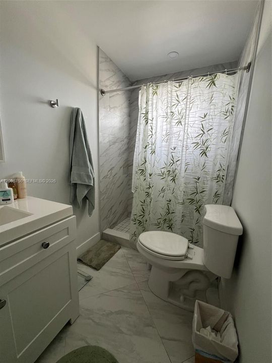 For Rent: $1,650 (1 beds, 1 baths, 785 Square Feet)