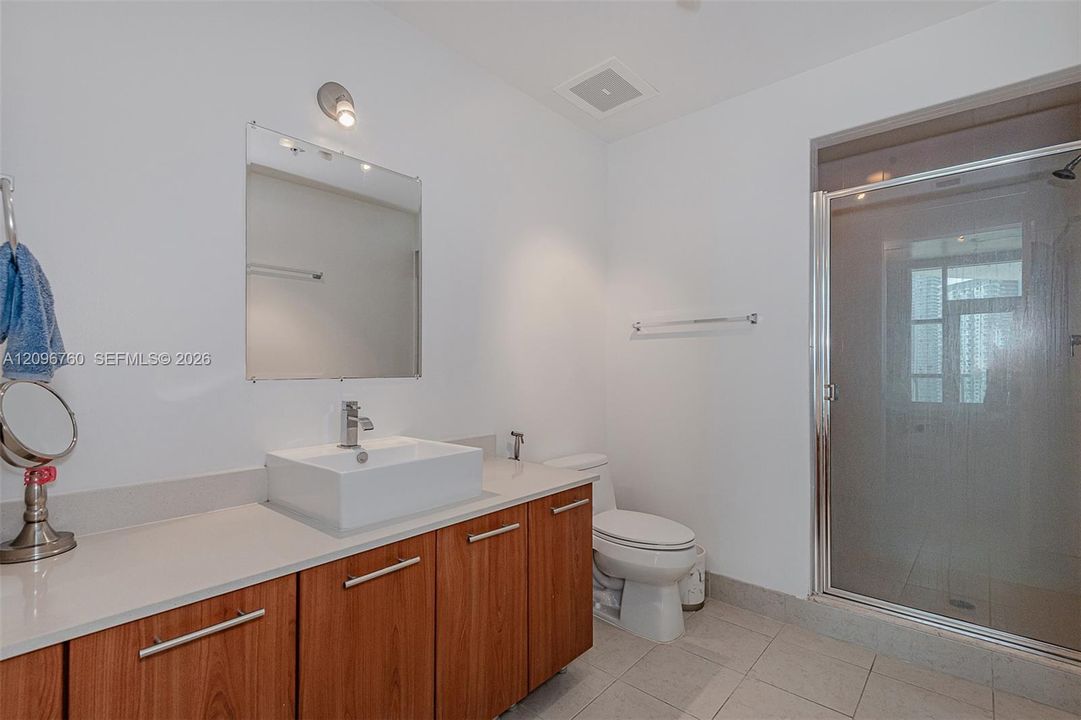 For Rent: $3,970 (1 beds, 1 baths, 861 Square Feet)