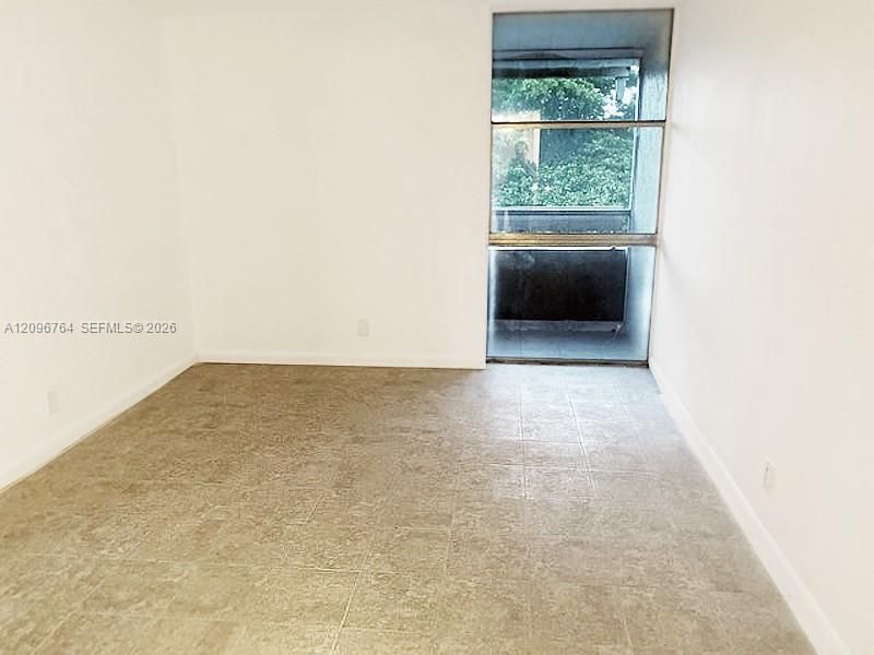 В аренду: $1,450 (1 спален, 1 ванн, 800 Квадратных фут)