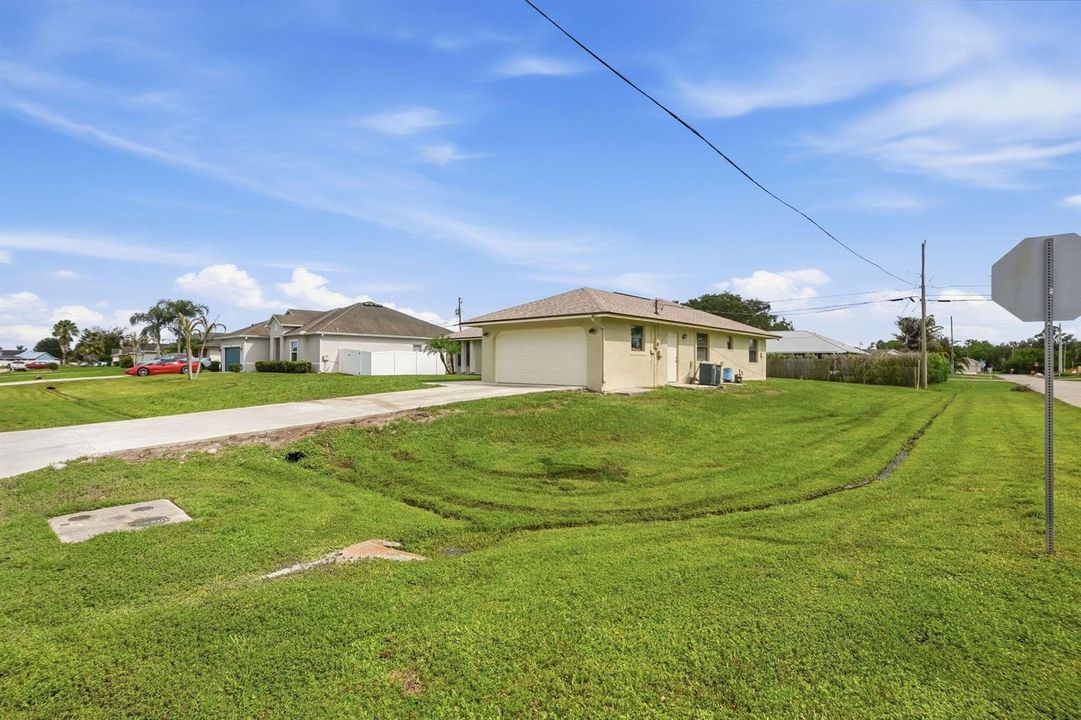2-web-or-mls-682_SW_Jacoby_Ave_09191