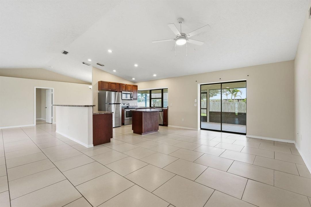20-web-or-mls-682_SW_Jacoby_Ave_09260