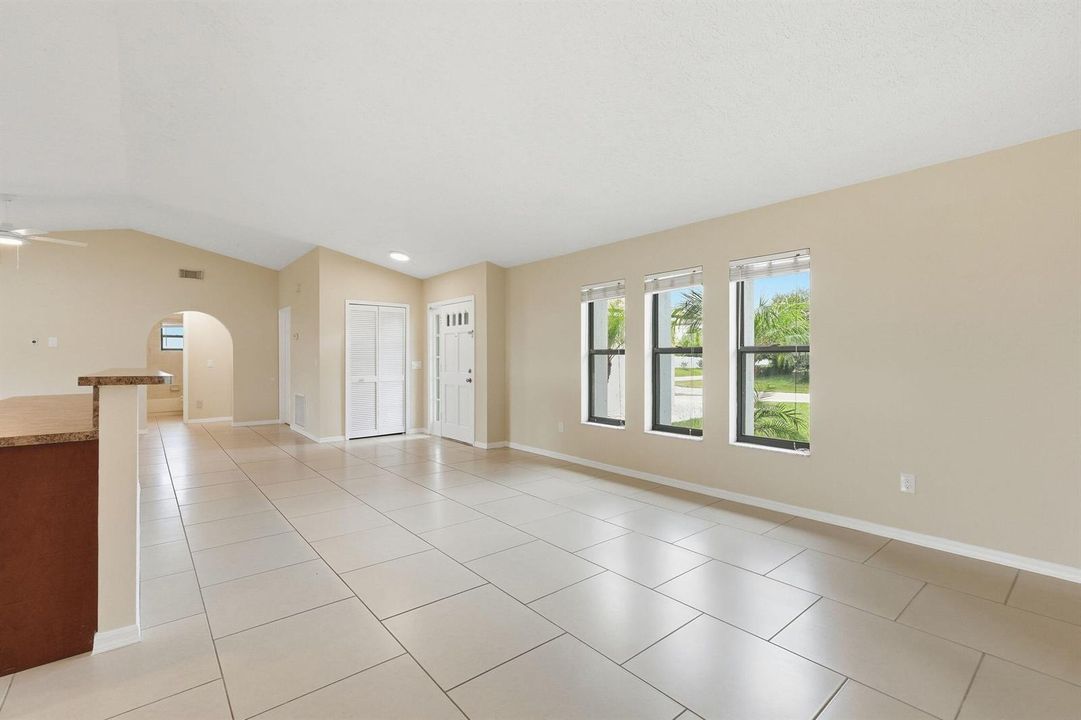 22-web-or-mls-682_SW_Jacoby_Ave_09269