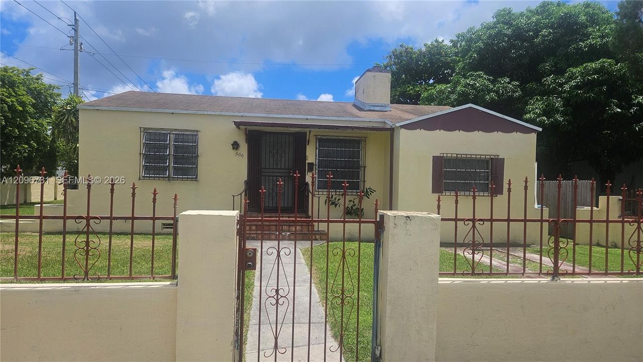 En Renta: $2,550 (3 camas, 2 baños, 1396 Pies cuadrados)