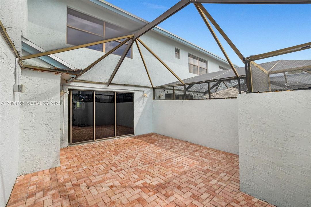 En Venta: $329,950 (2 camas, 2 baños, 1232 Pies cuadrados)