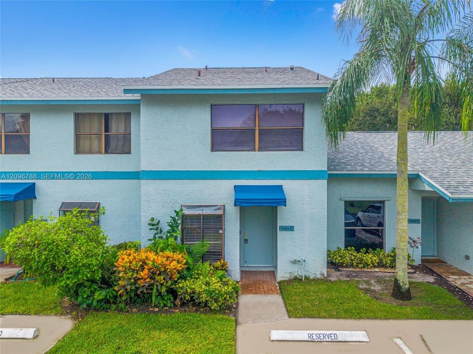 En Venta: $329,950 (2 camas, 2 baños, 1232 Pies cuadrados)