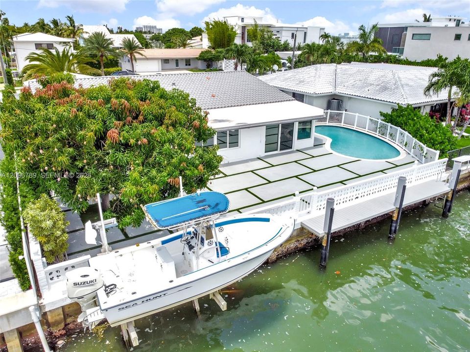 For Rent: $15,500 (4 beds, 3 baths, 3027 Square Feet)