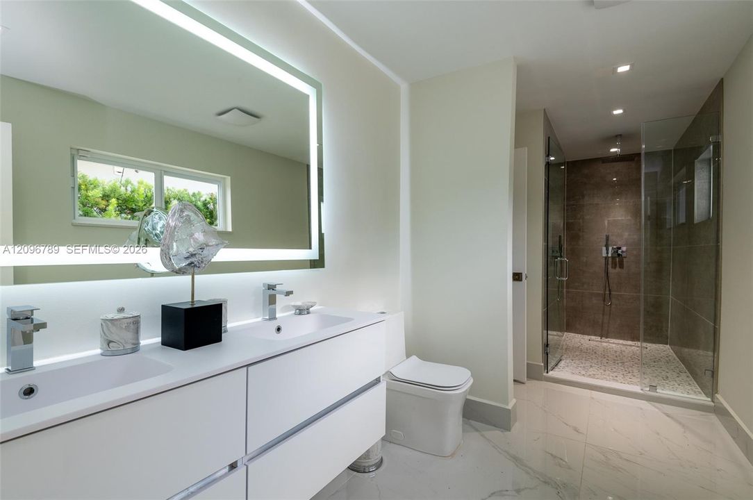 For Rent: $15,500 (4 beds, 3 baths, 3027 Square Feet)