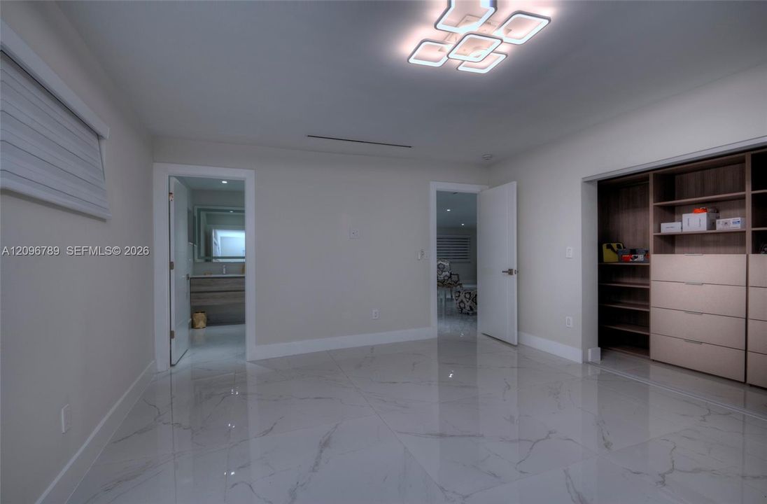 For Rent: $15,500 (4 beds, 3 baths, 3027 Square Feet)
