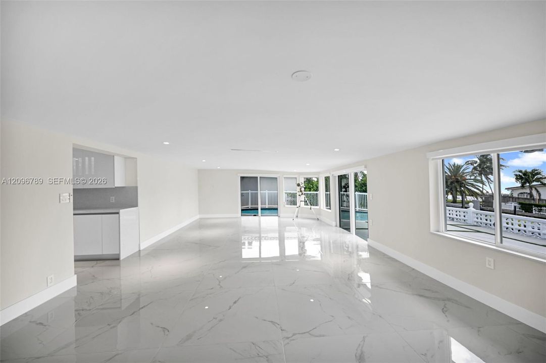 For Rent: $15,500 (4 beds, 3 baths, 3027 Square Feet)