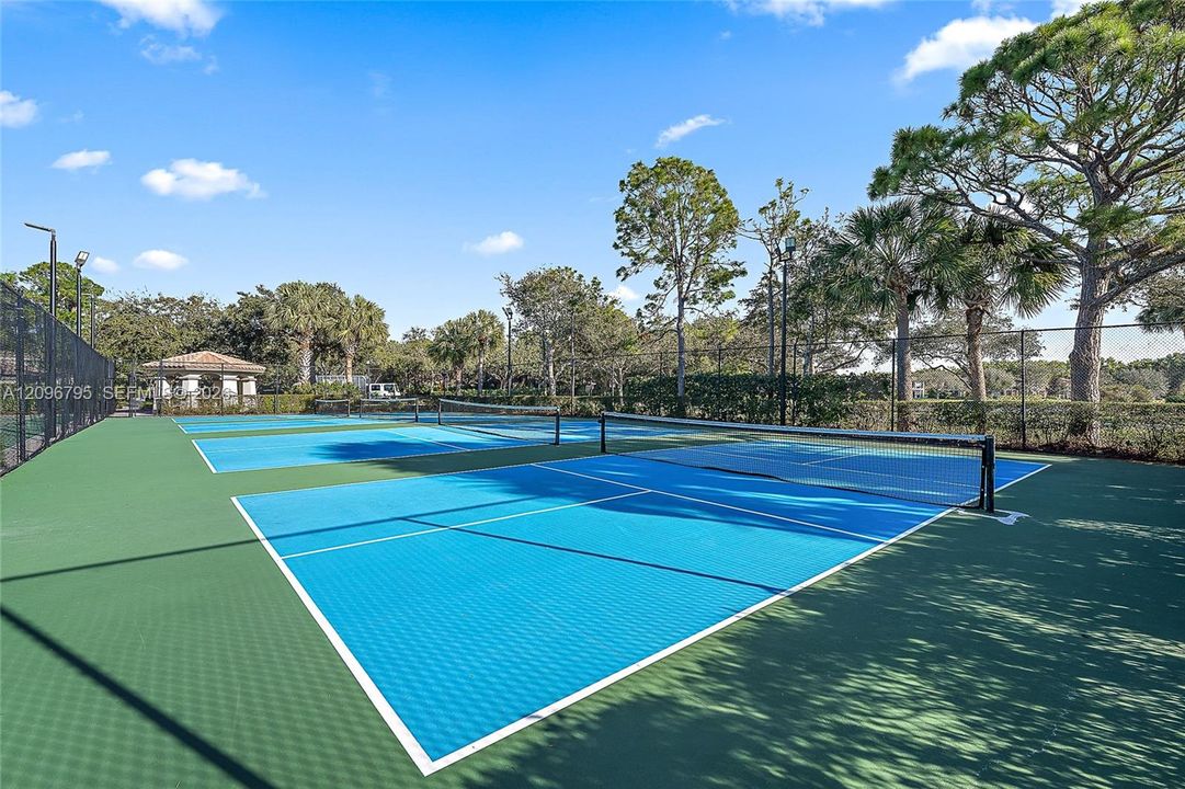 Community Tennis
