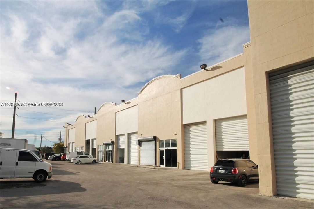 For Rent: $6,000 (0 beds, 0 baths, 0 Square Feet)