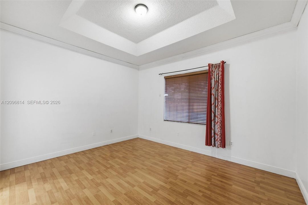 En Renta: $3,000 (3 camas, 2 baños, 1964 Pies cuadrados)