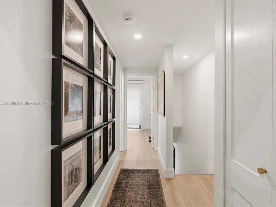 For Rent: $3,500 (2 beds, 2 baths, 1152 Square Feet)