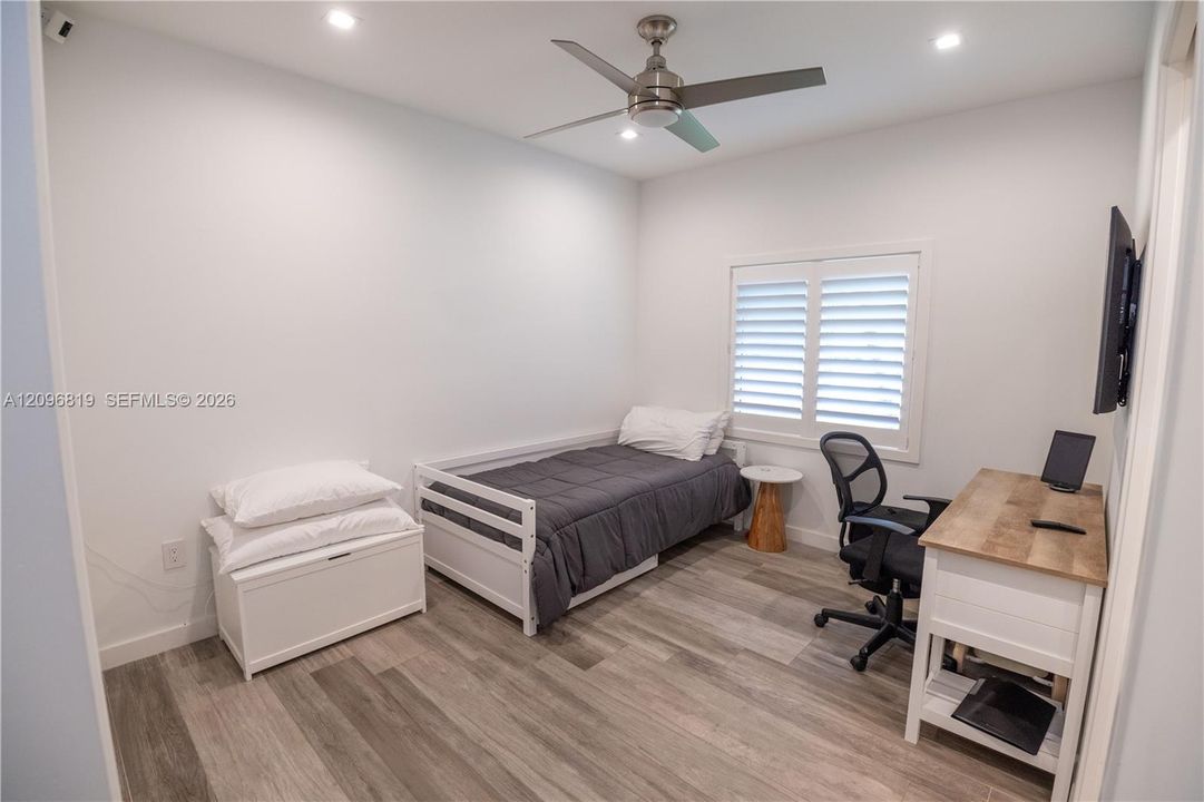 Bedroom #1