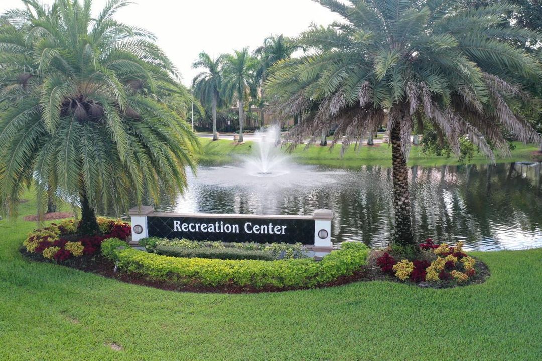 HOA