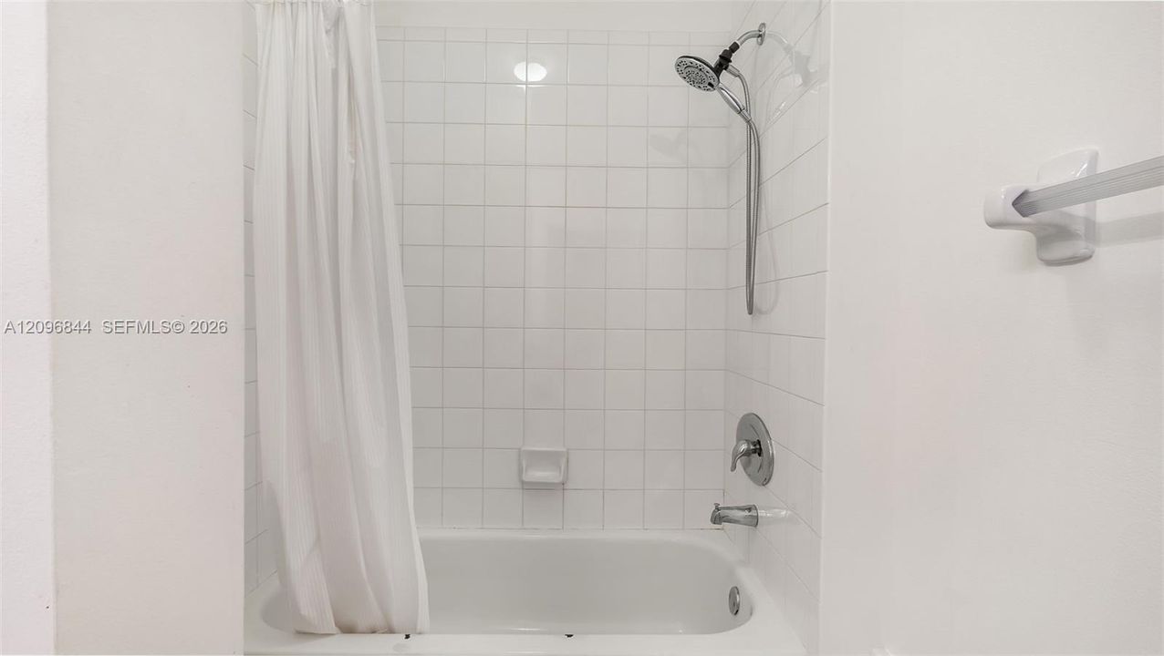 En Venta: $370,000 (3 camas, 2 baños, 1522 Pies cuadrados)