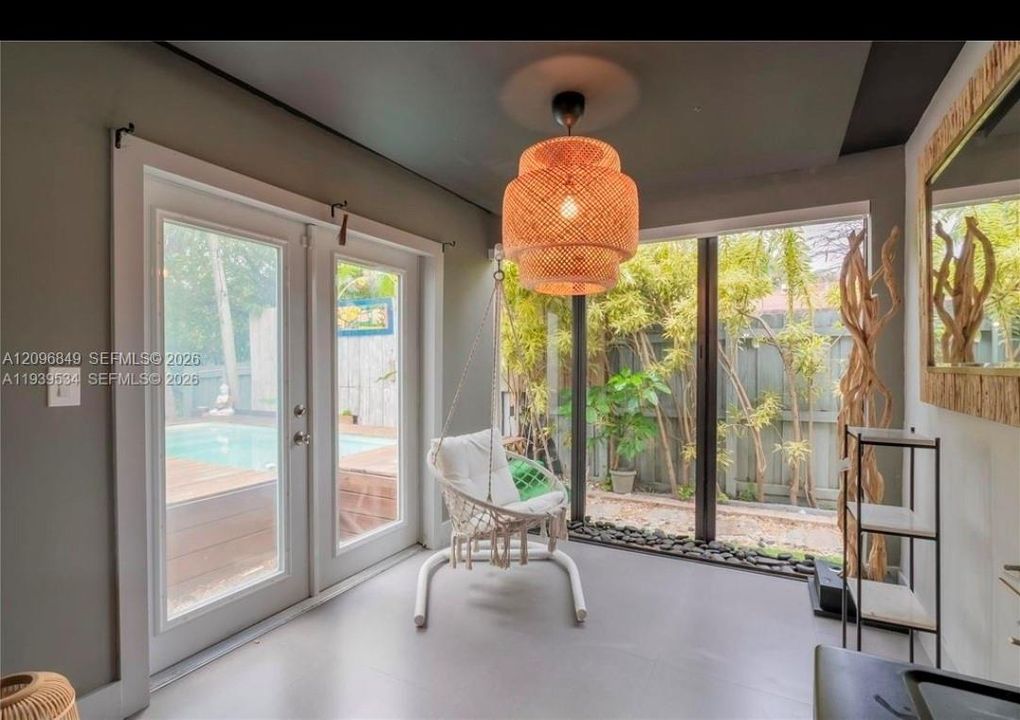 For Rent: $7,990 (3 beds, 2 baths, 1644 Square Feet)
