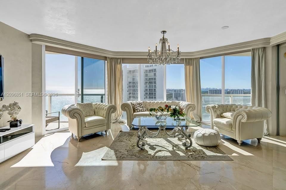 For Rent: $5,999 (2 beds, 2 baths, 1423 Square Feet)