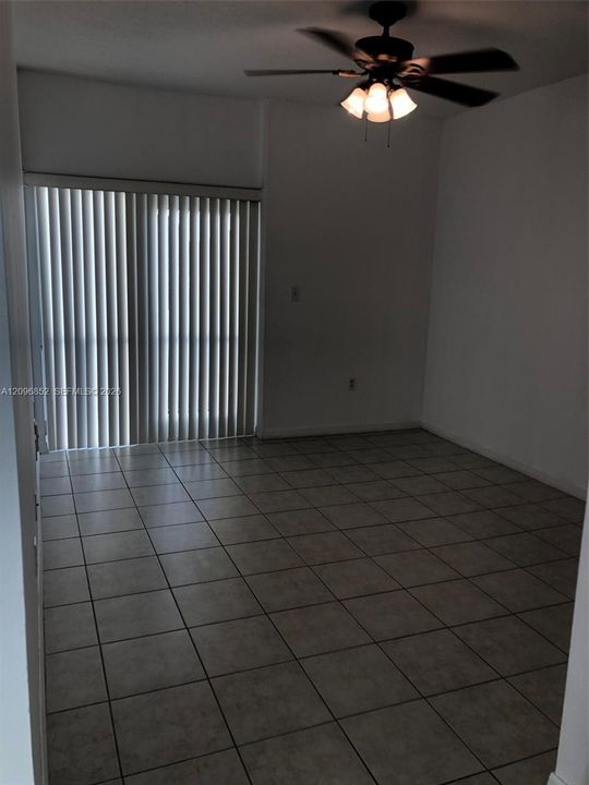 For Rent: $1,900 (1 beds, 1 baths, 486 Square Feet)