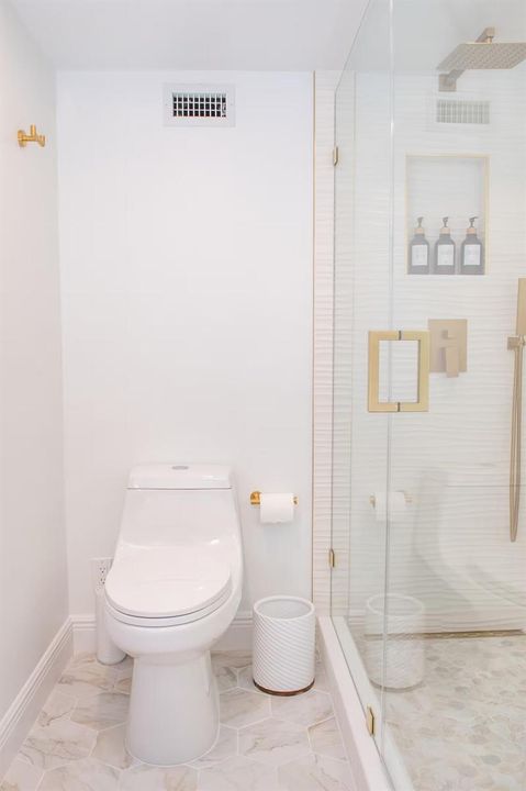 cove bathroom 3