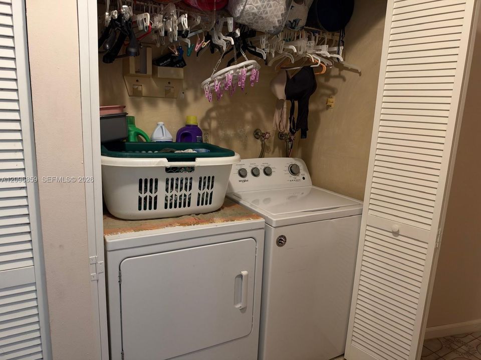 На продажу: $380,000 (3 спален, 2 ванн, 1120 Квадратных фут)