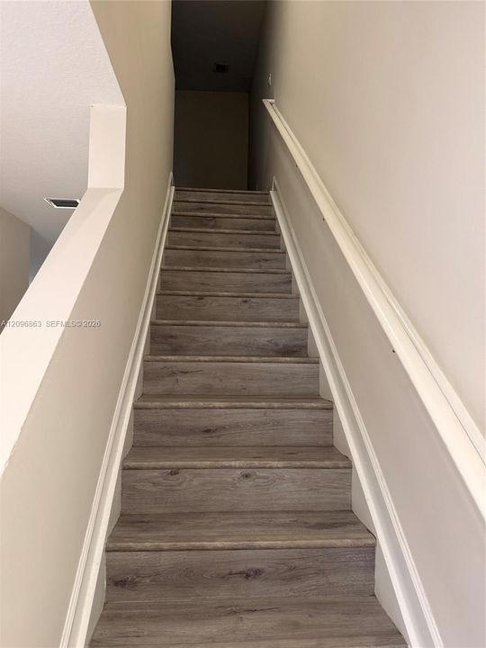 En Renta: $3,750 (3 camas, 2 baños, 1671 Pies cuadrados)