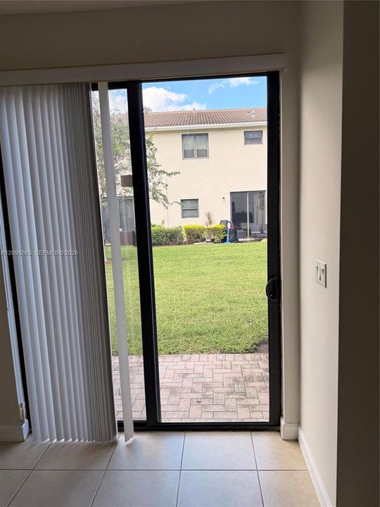 En Renta: $3,750 (3 camas, 2 baños, 1671 Pies cuadrados)