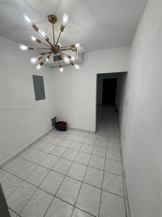 For Rent: $3,000 (2 beds, 2 baths, 1377 Square Feet)