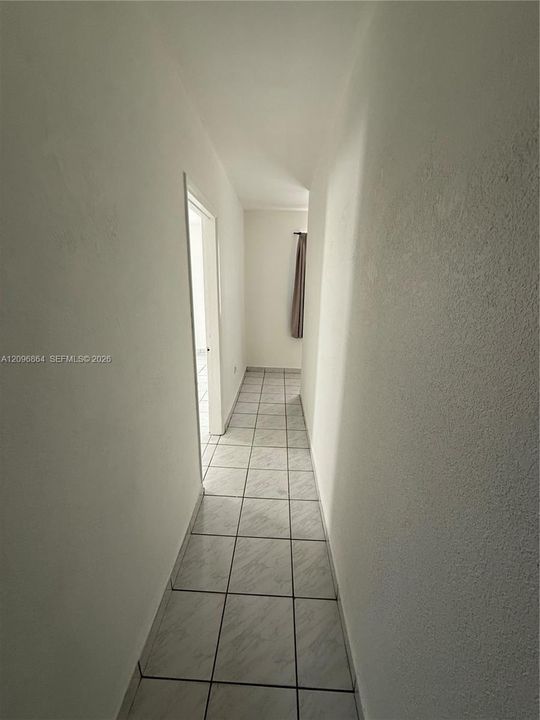 For Rent: $3,000 (2 beds, 2 baths, 1377 Square Feet)