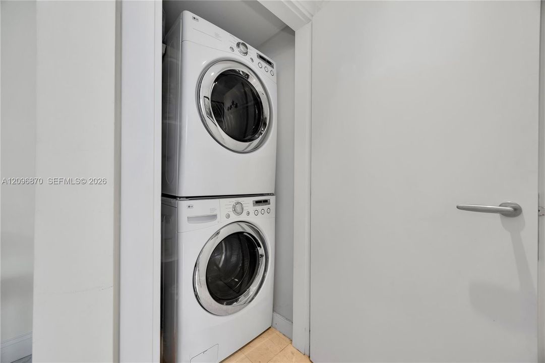 For Rent: $12,995 (2 beds, 2 baths, 1595 Square Feet)